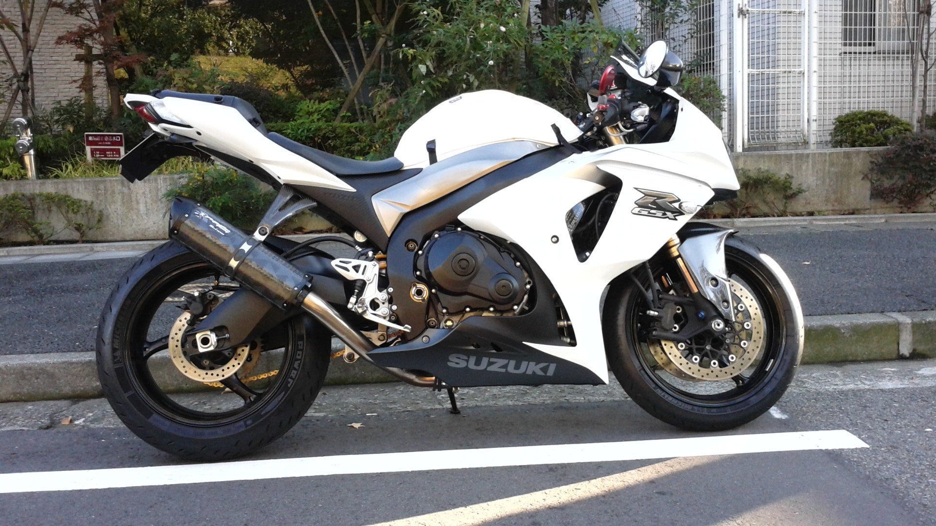 SUZUKI GSX-R1000(k9) 衣装チェンジ: グリーゼ581d